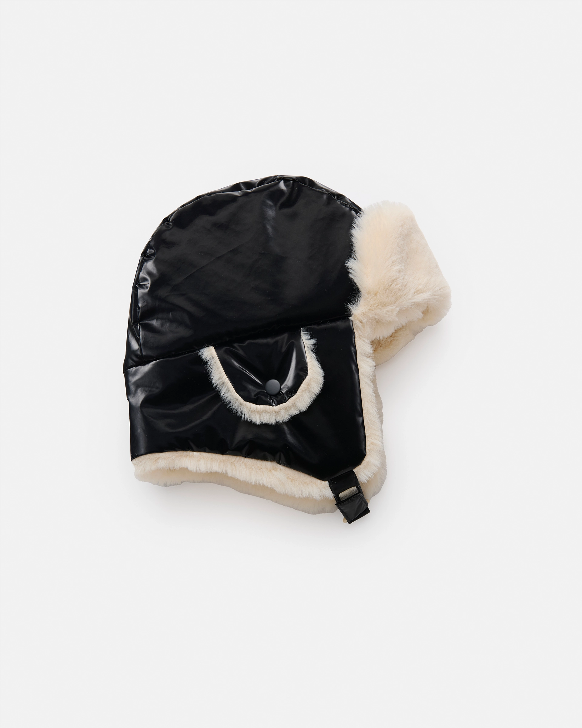 Black Liquid Shine Arctic White Faux Fur//