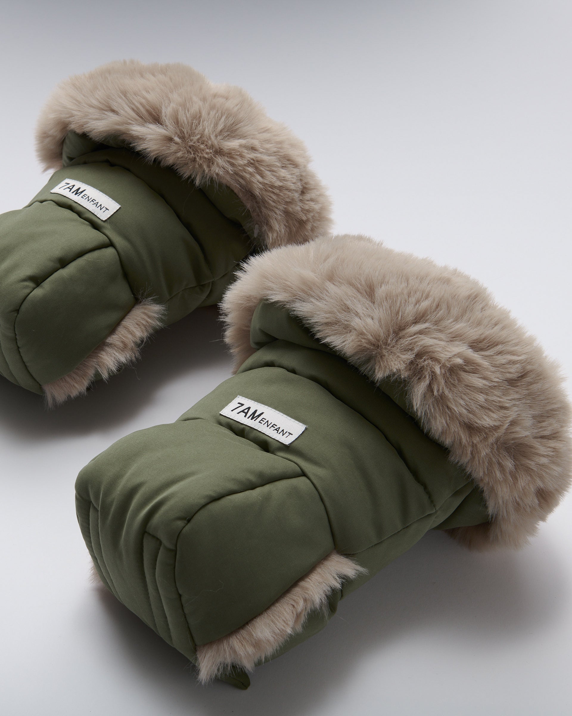 Woodland Greige Faux Fur//