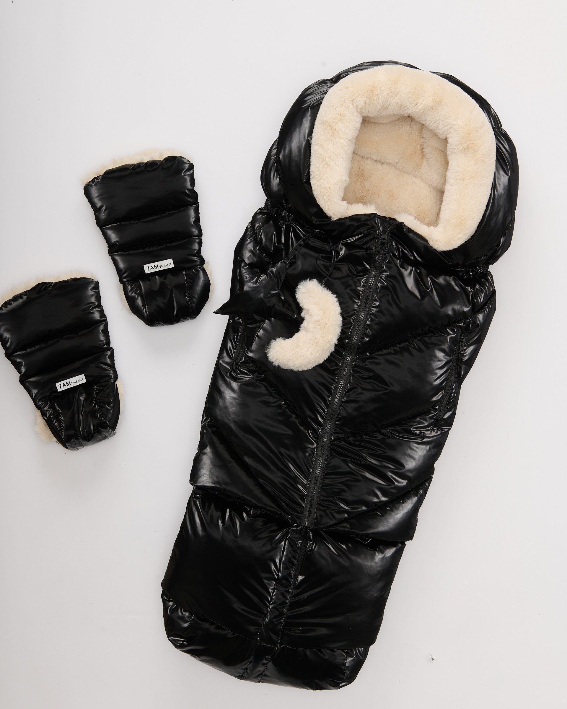 Black Liquid Shine Arctic White Faux Fur//