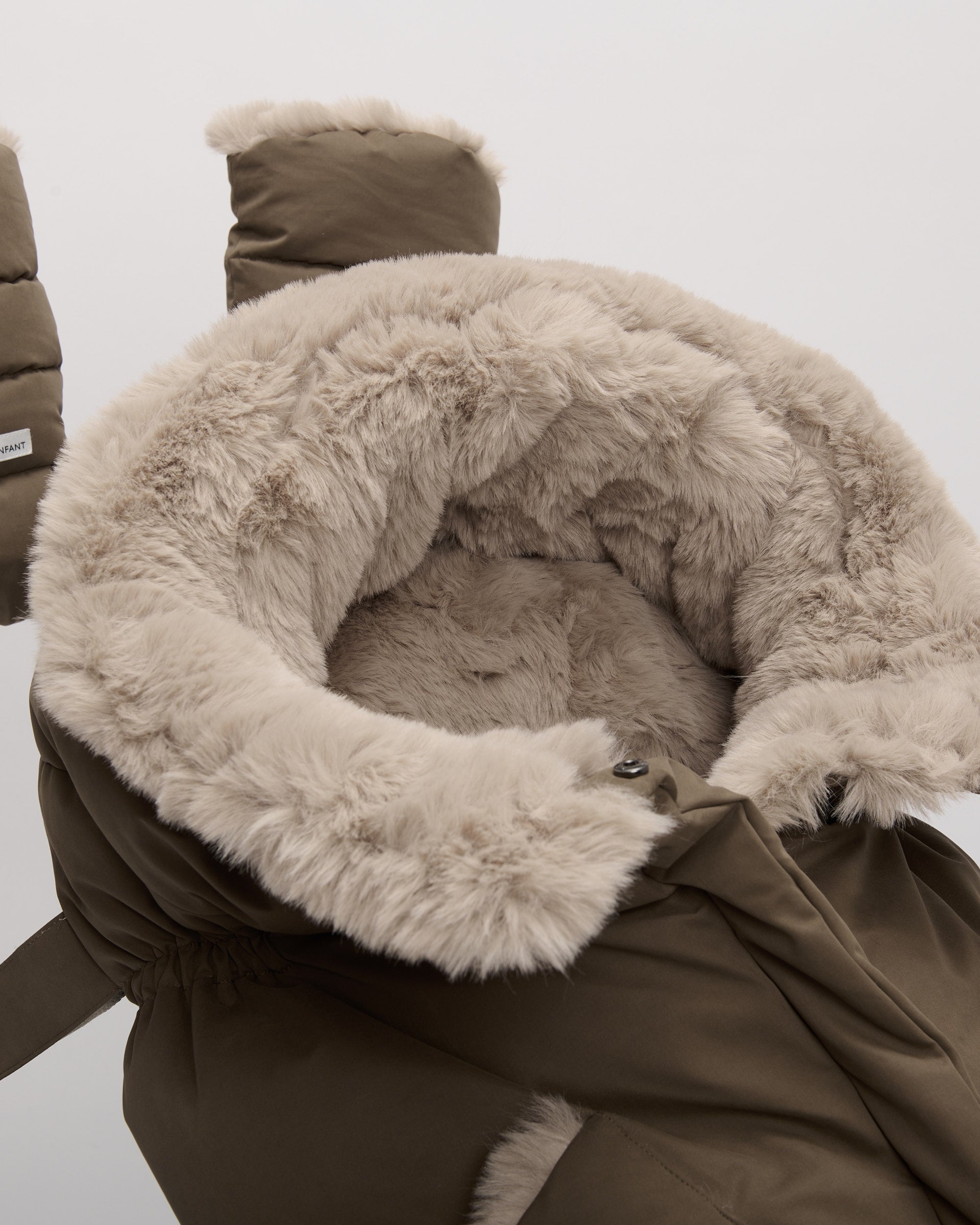 Moss Brown Greige Faux Fur//