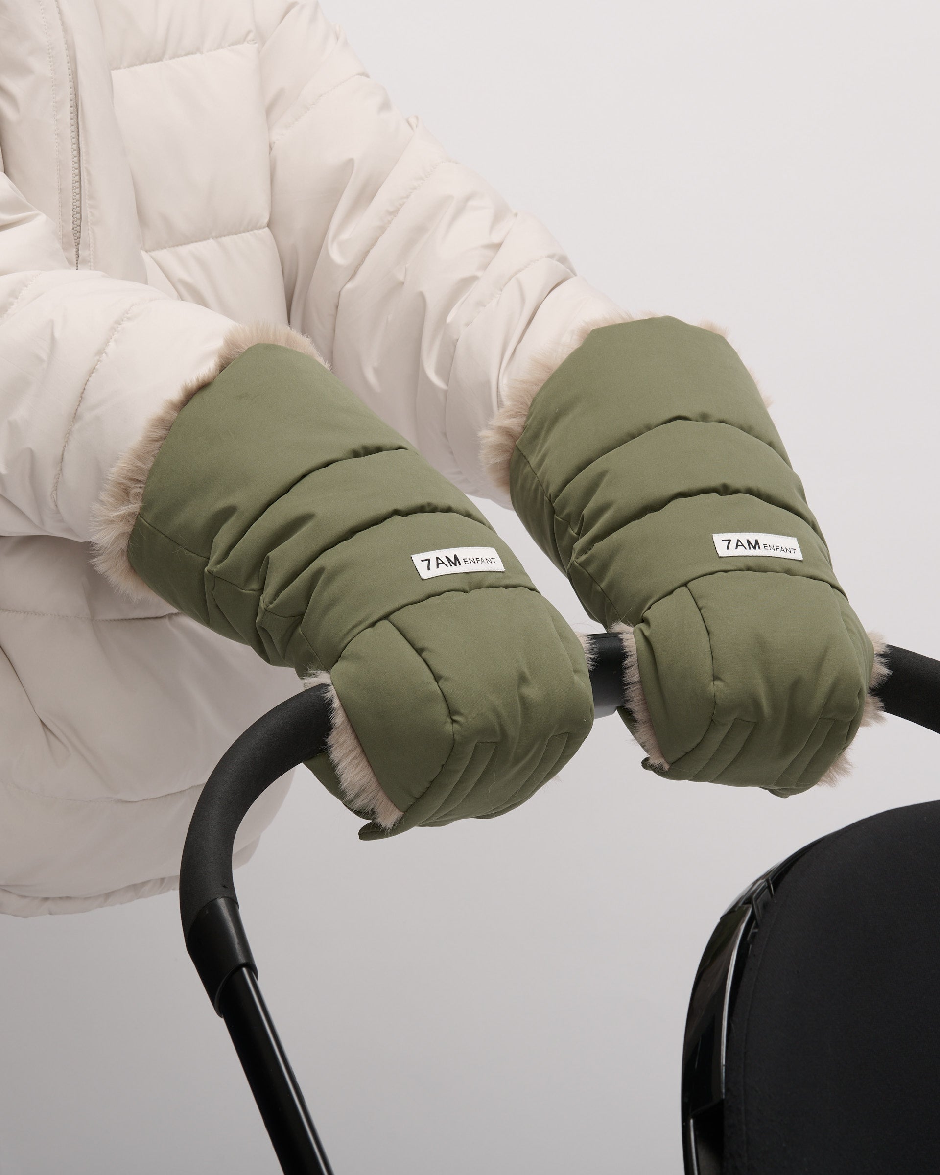 Woodland Greige Faux Fur//