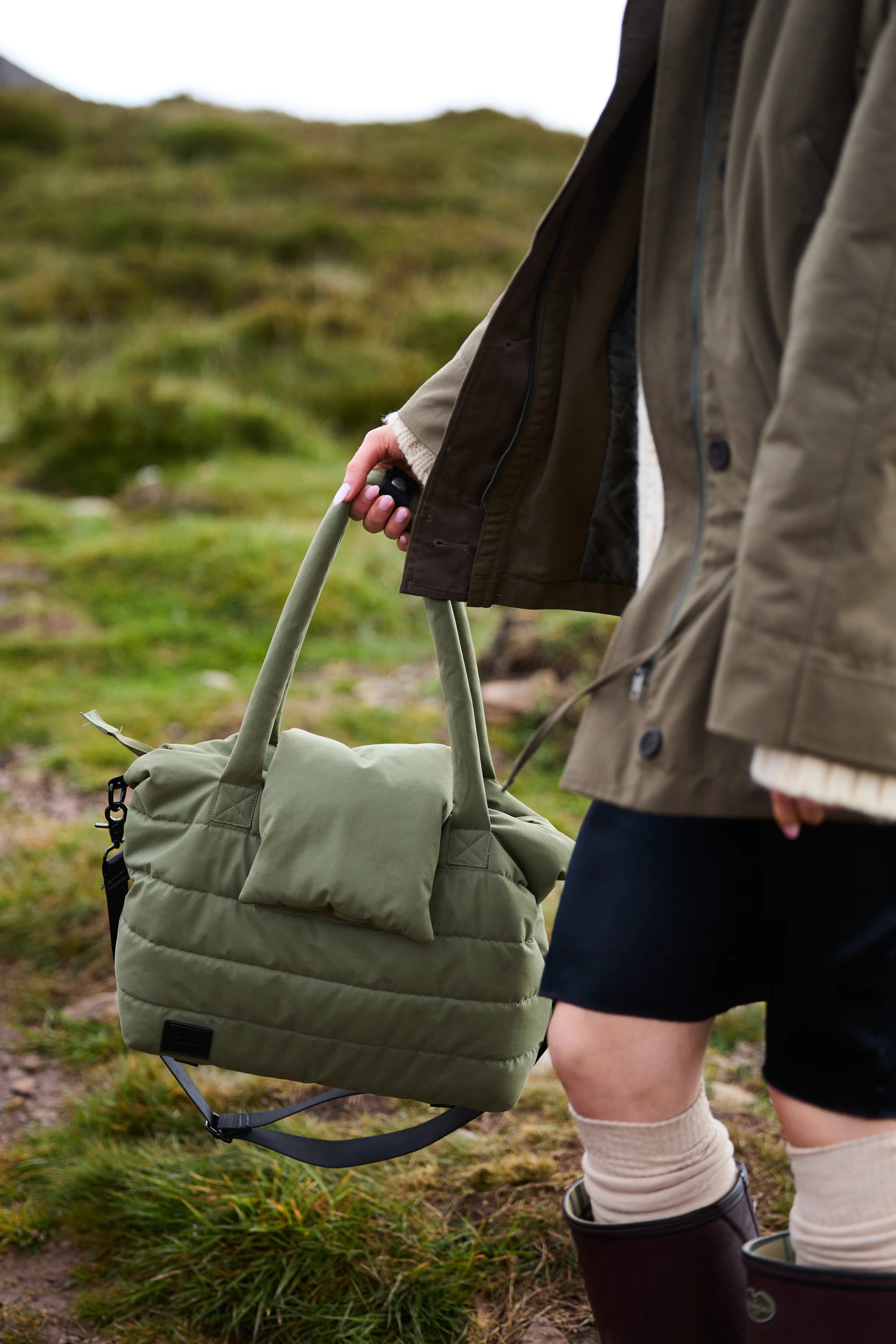 Capri Crossbody Tote • Benji