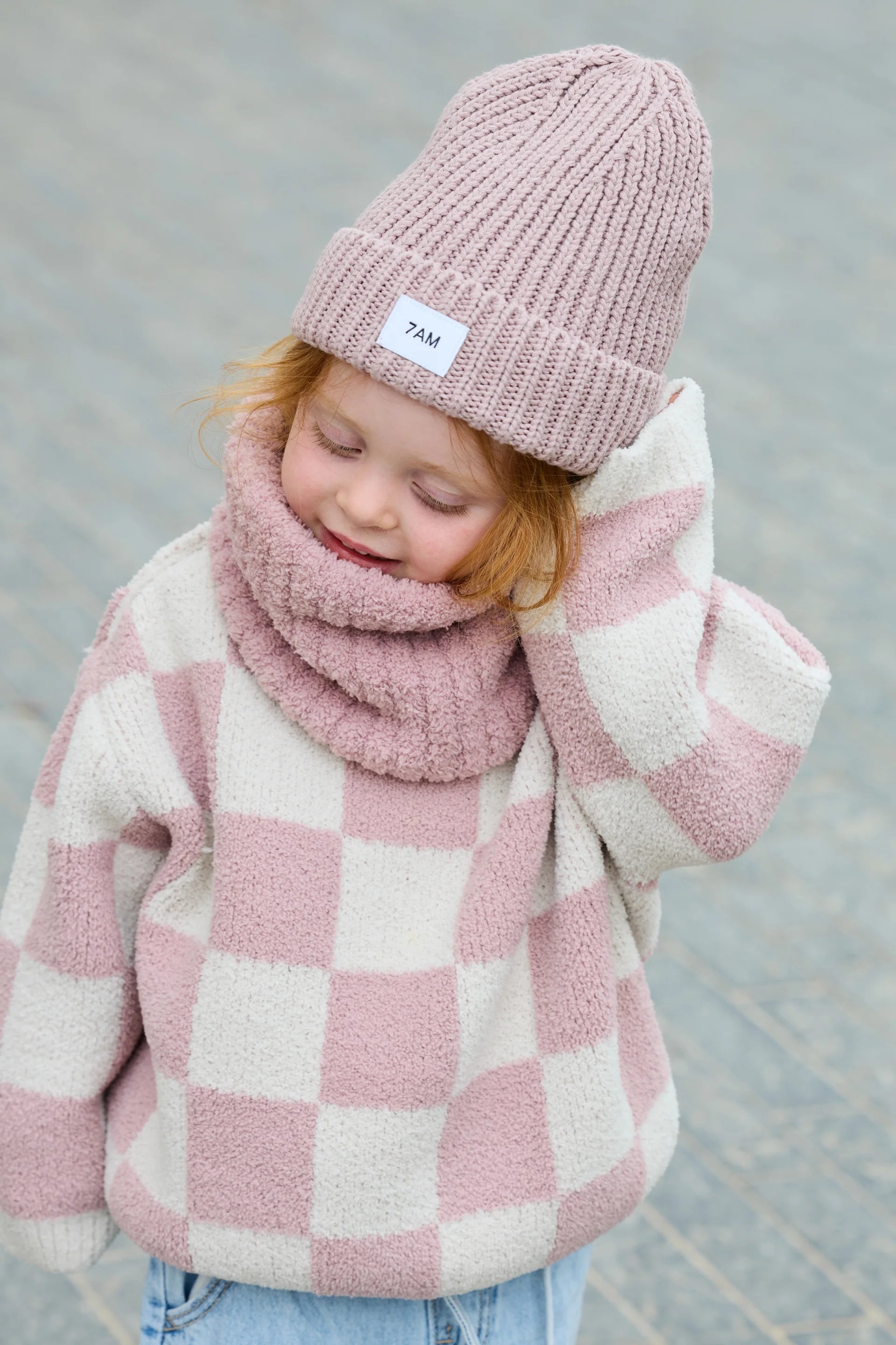 Ecru Ash Rose//