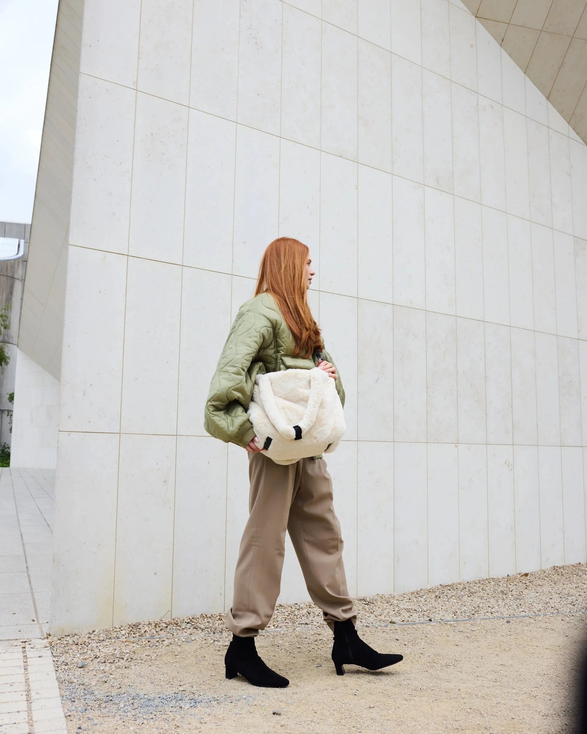 Arctic White Faux Fur//