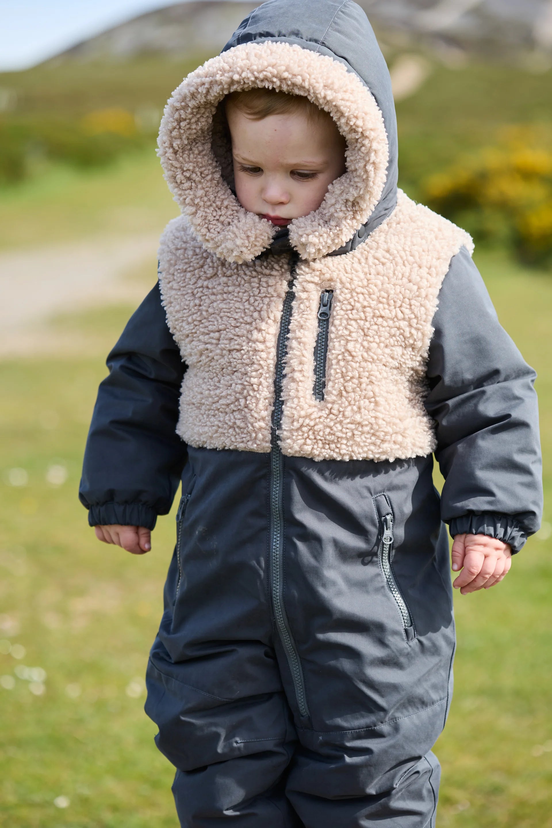 Smokey Teddy//