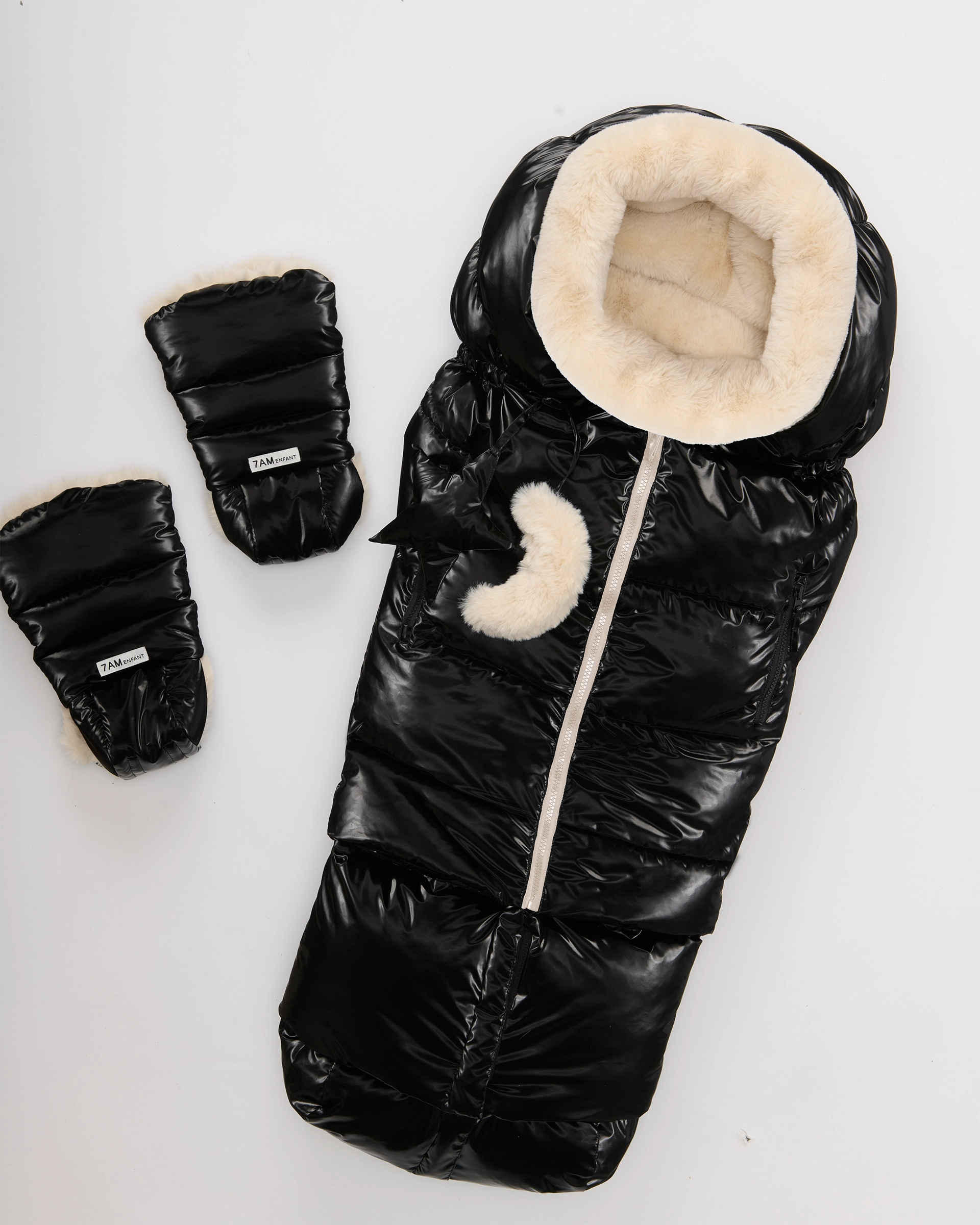 Black Liquid Shine Arctic White Faux Fur//