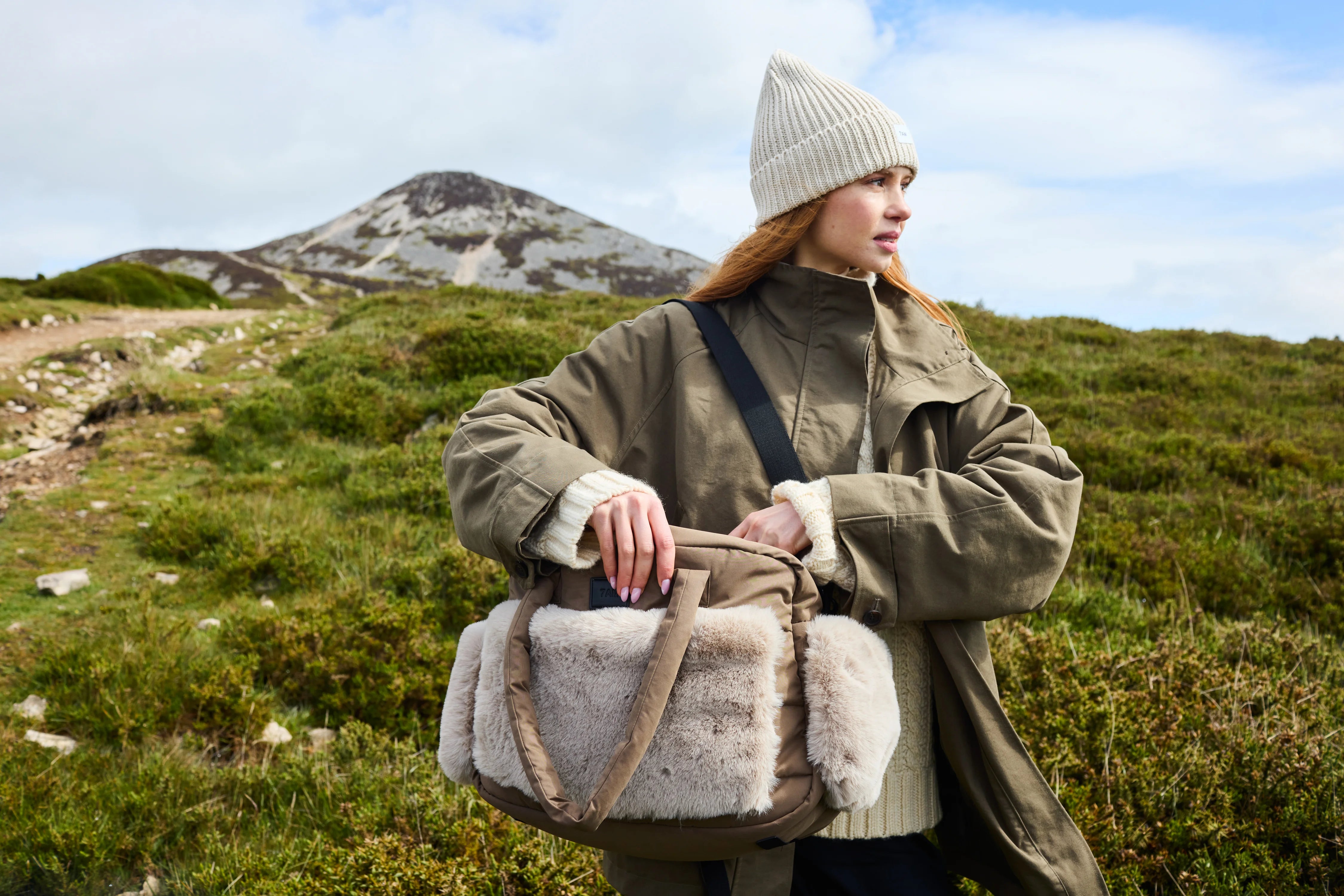 Soho Carryall • Helsinki Appliqué