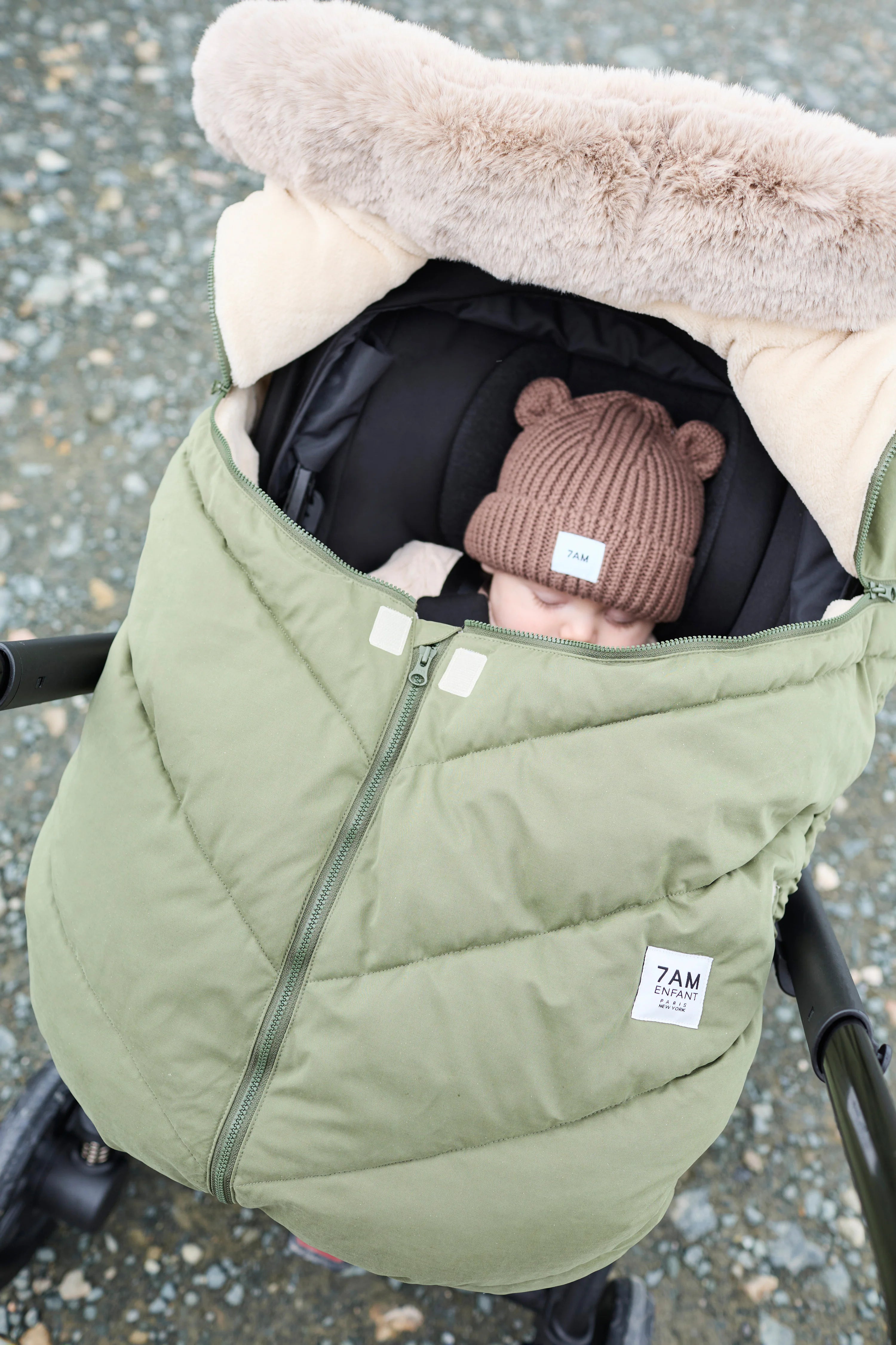 Car Seat Cocoon • Helsinki