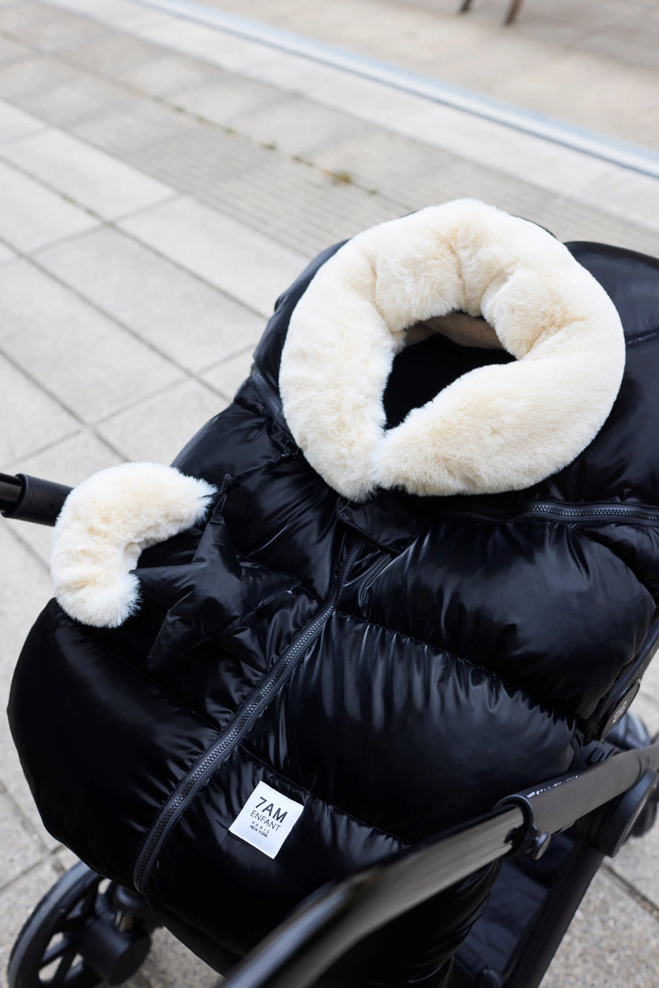 Car Seat Cocoon - Ushuaia / Liquid Shine