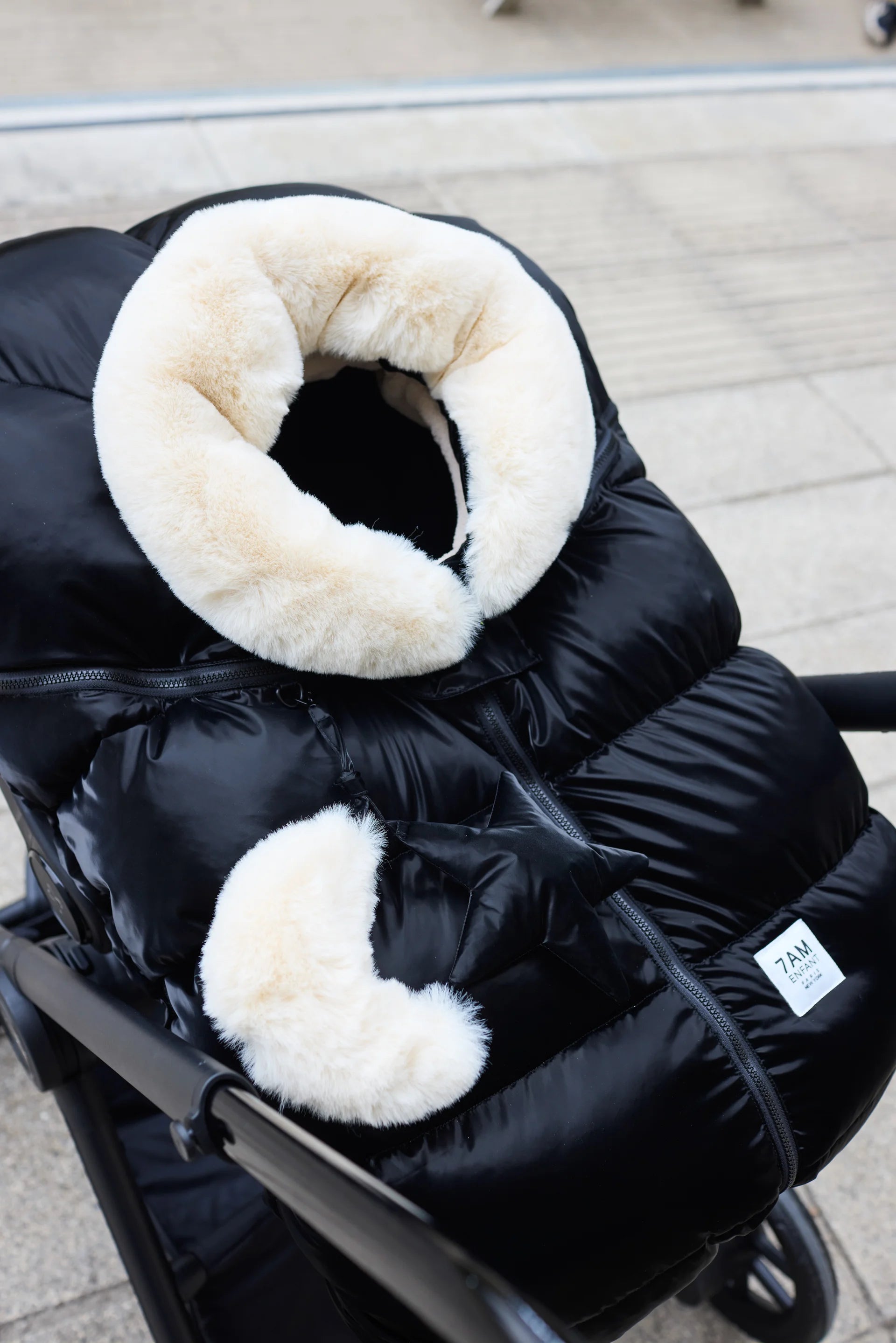 Car Seat Cocoon - Ushuaia / Liquid Shine