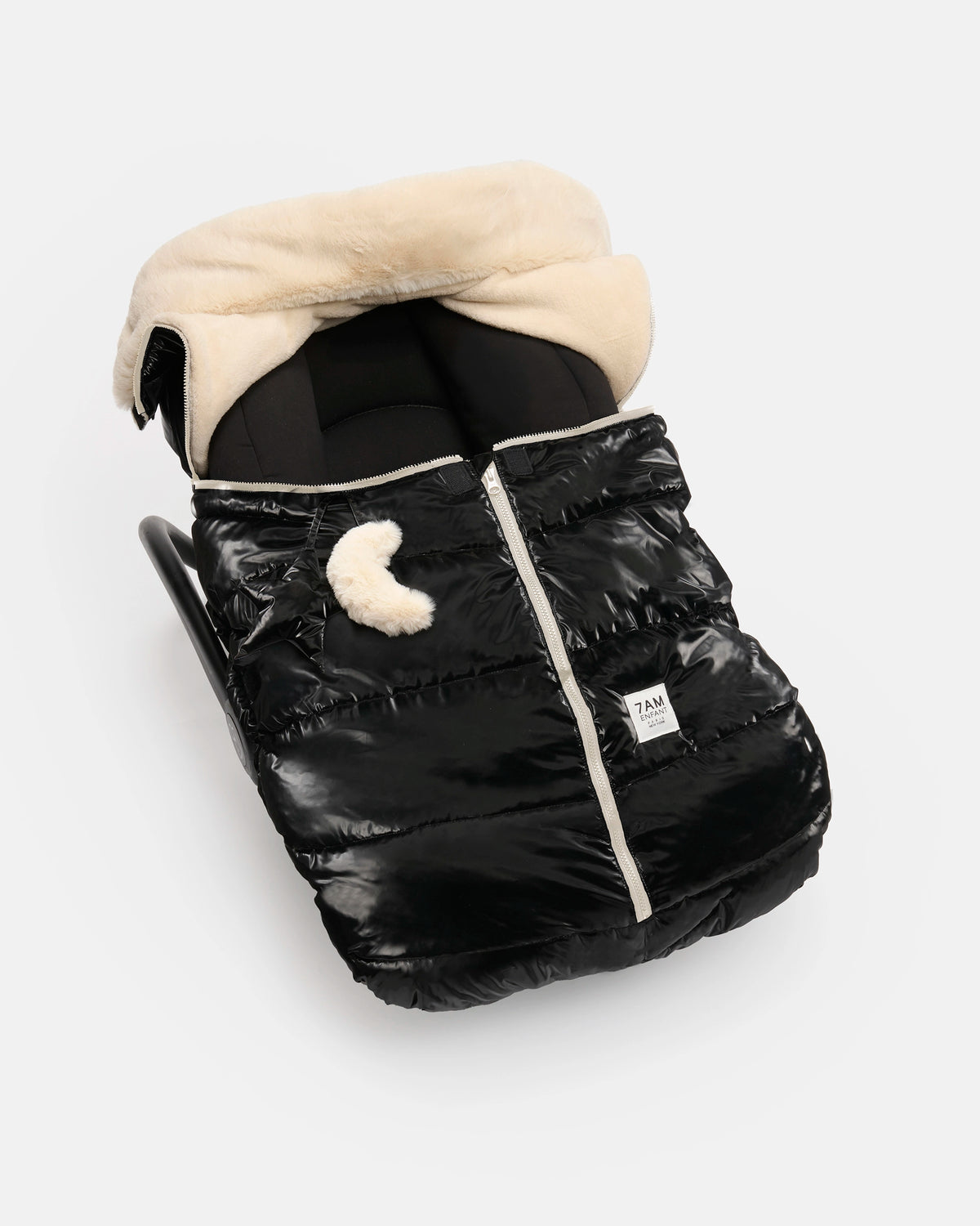Black Liquid Shine Arctic White Faux Fur//