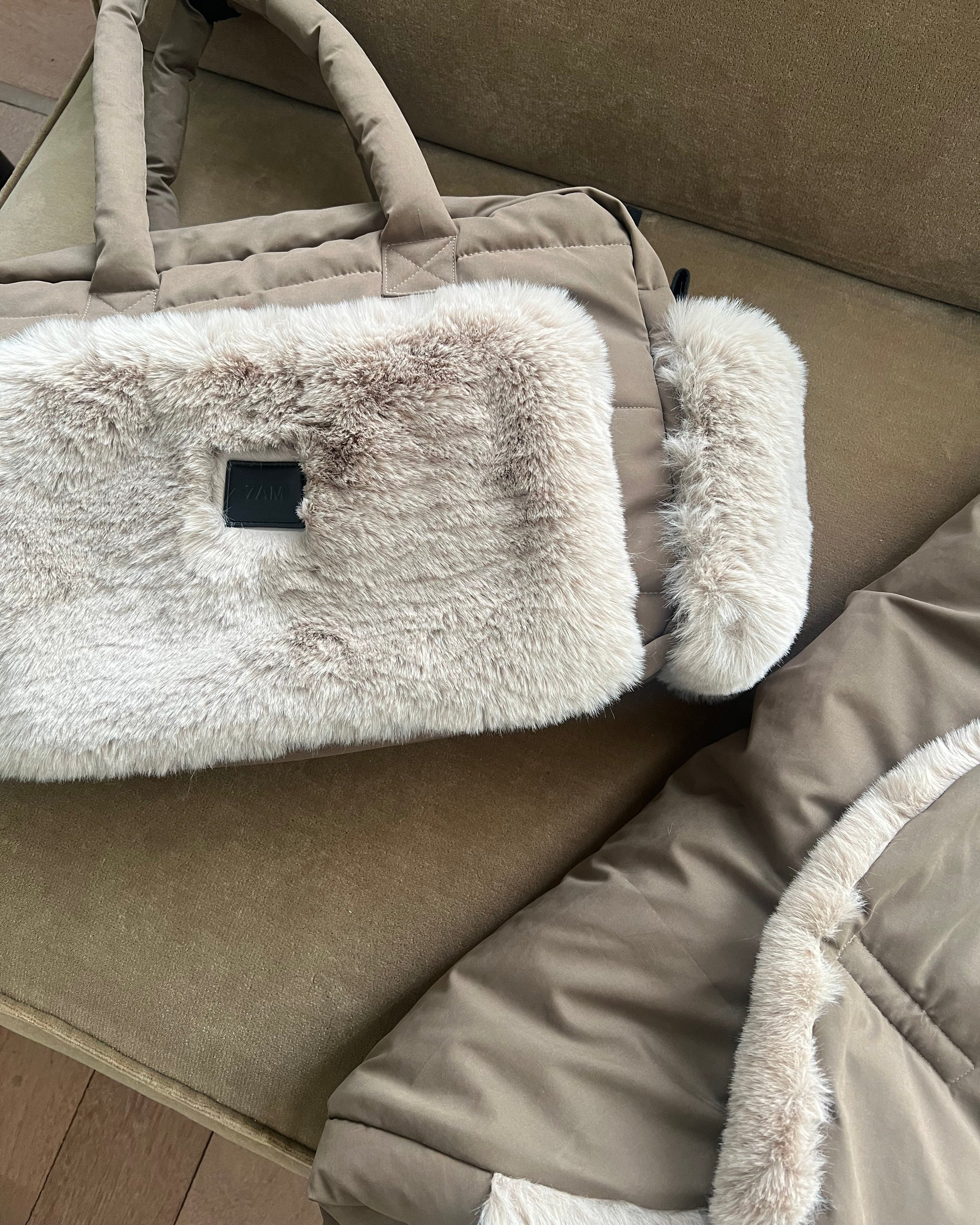 Moss Brown Greige Appliqué Faux Fur//